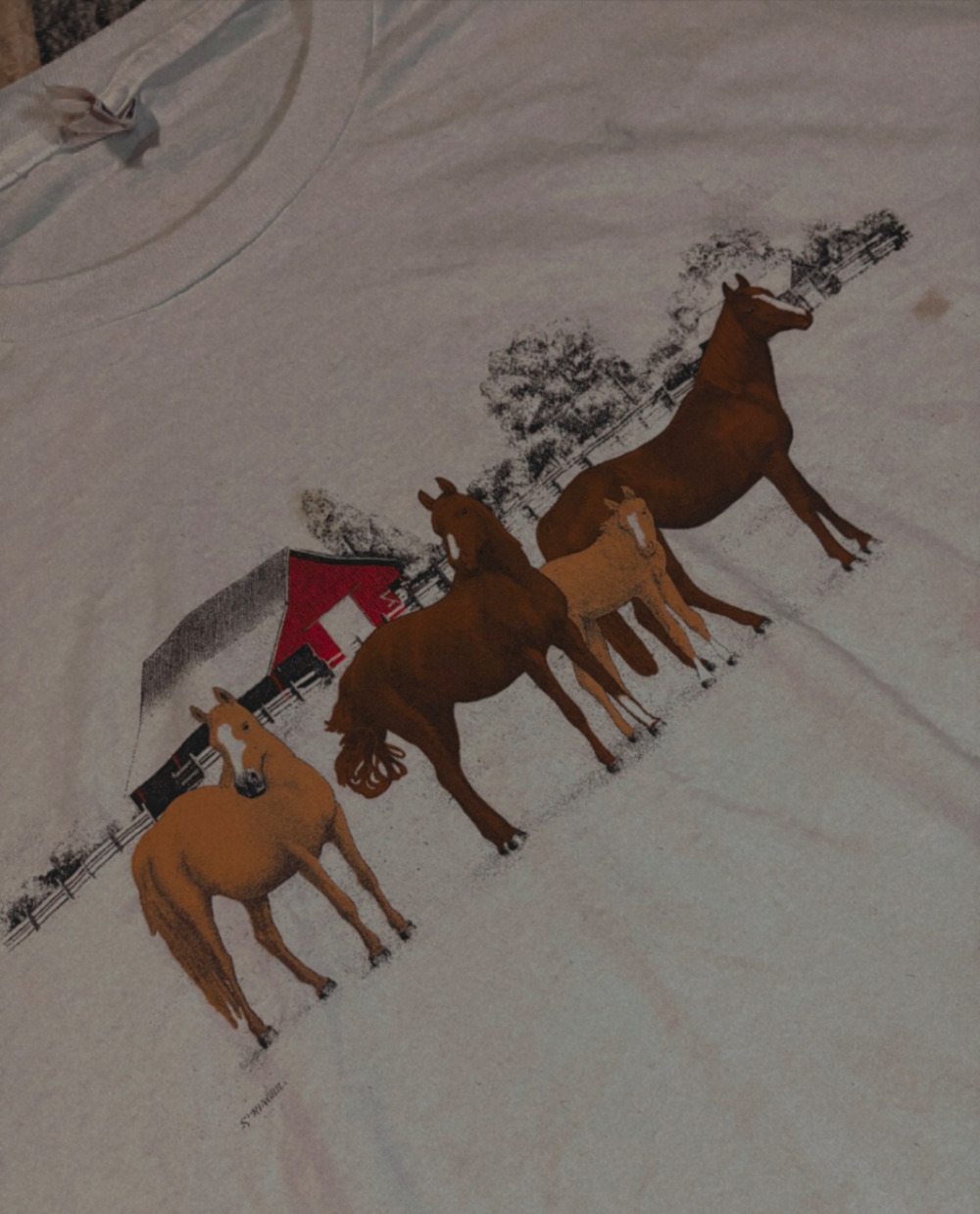 vintage red barn and horses long sleeve tee tshirt